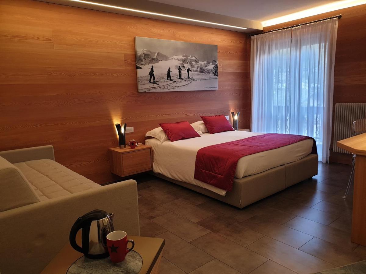Meuble La Betulla Hotel คีเอซา อิน วัลมาเลนโก ภายนอก รูปภาพ